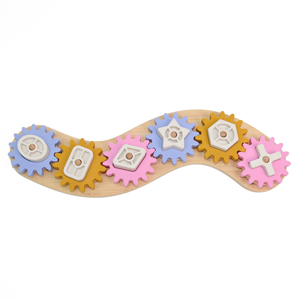 Gear toy
